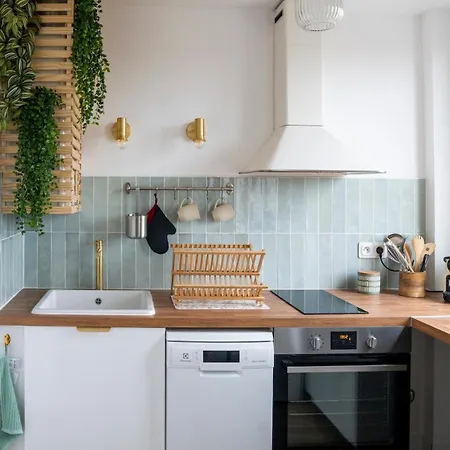 Sur Les Quais דירה קאין