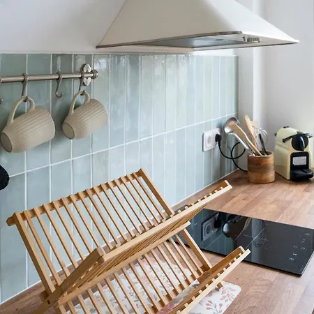 Sur Les Quais * קאין